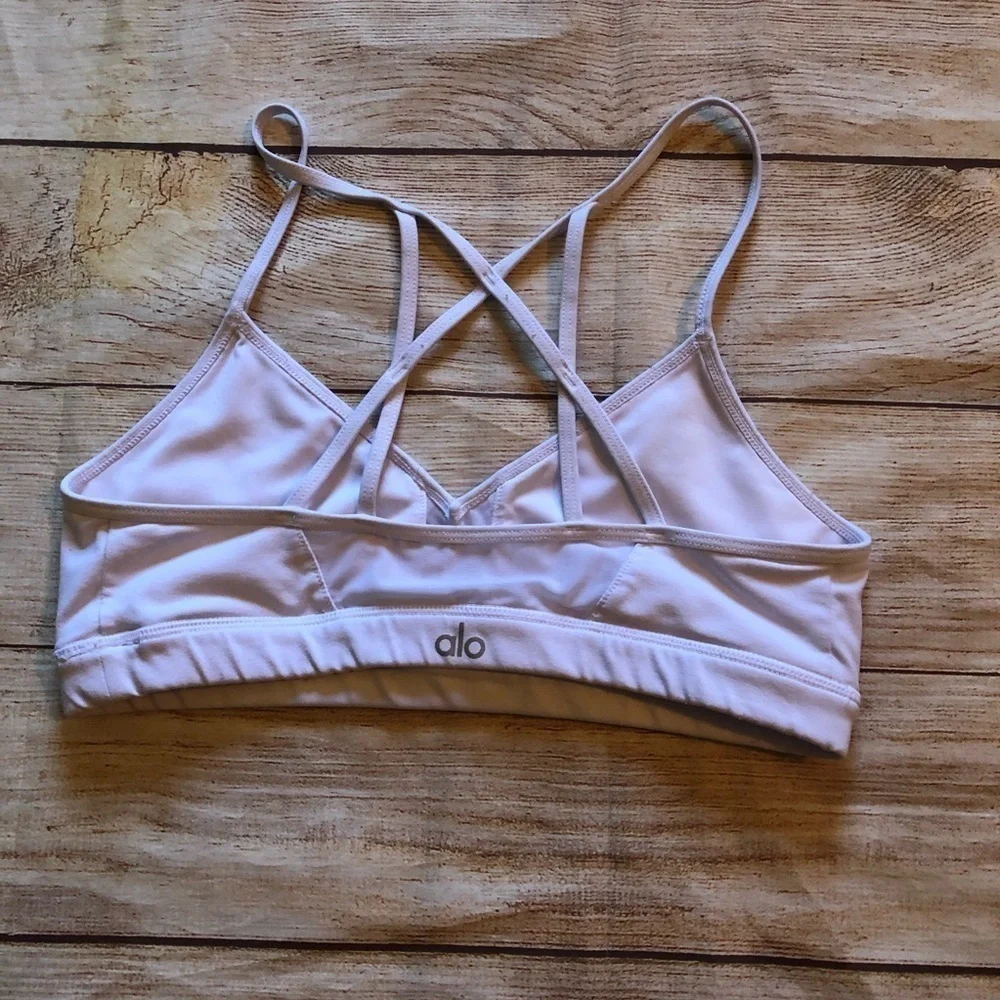 Alo‎ White Sports Bra